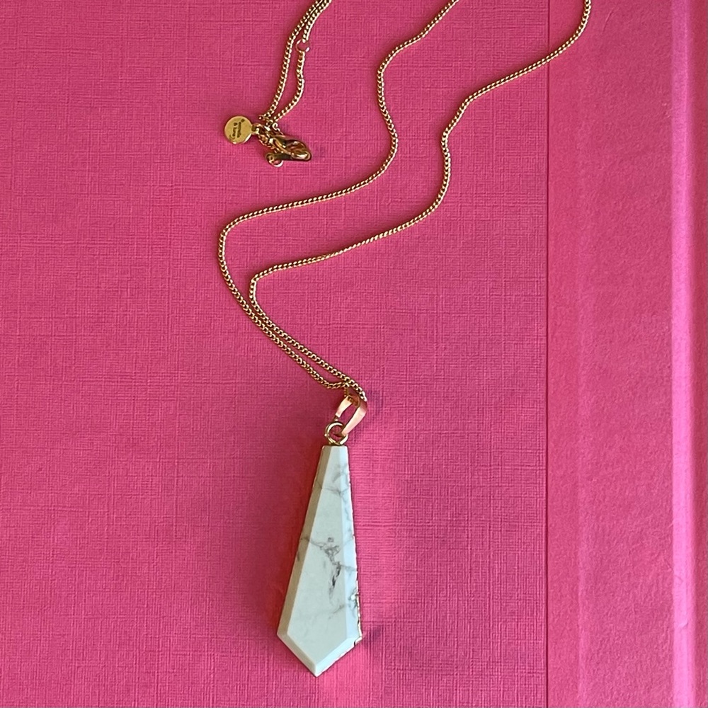 White Howlite Pendant Necklace on 20" Chain - Picture 3 of 6